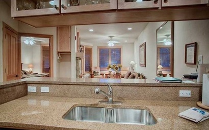 Park Avenue Lofts 202 3