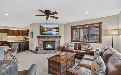 Mountain View Easy - Woods Manor A201