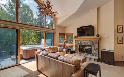 One Breckenridge Place 16 3