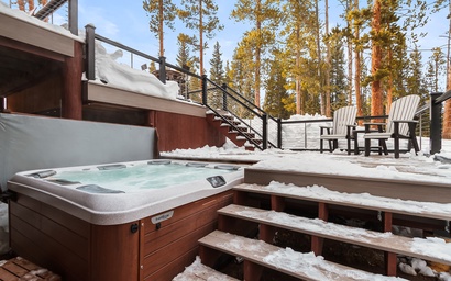 Snowflake Chalet 72 2