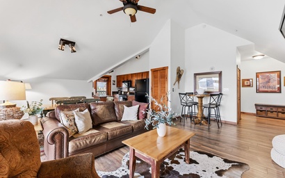 Main Street Station 2207 2