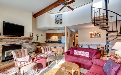 Sawmill Creek Condo 405