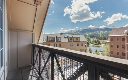 Main Street Station 2402 4