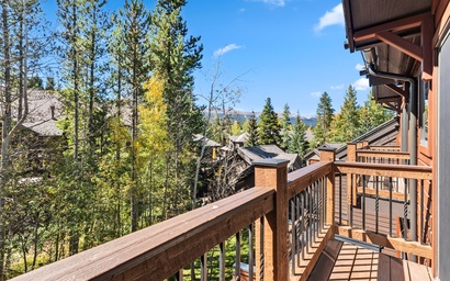 Village Point 303