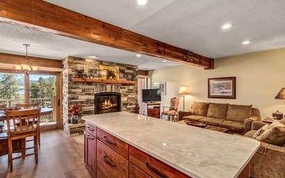 Sawmill Creek Condo 304 3