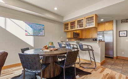 Park Avenue Lofts 302 4