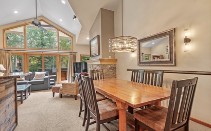 One Breckenridge Place 12 4