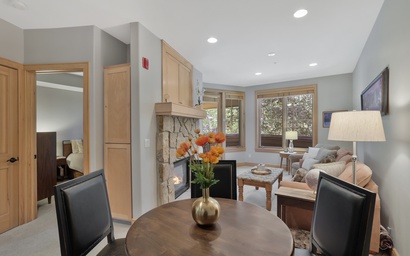 Park Avenue Lofts 201 2