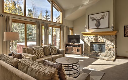 One Breckenridge Place 14 3