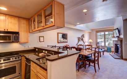 Park Avenue Lofts 306 5