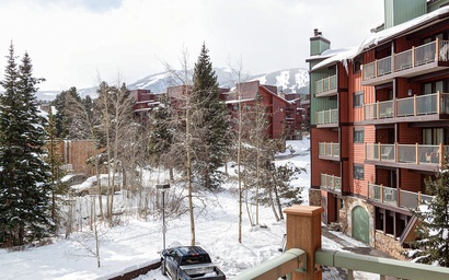 Sawmill Creek Condo 207 2