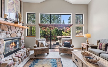 Village Point 304 4