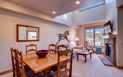 Park Avenue Lofts 306 4