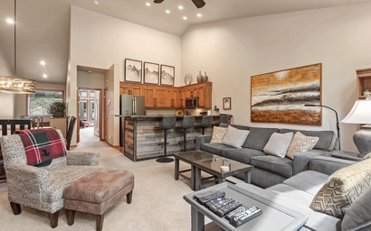 One Breckenridge Place 12 5