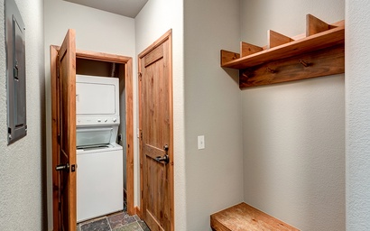 Riverbend Lodge 201 2