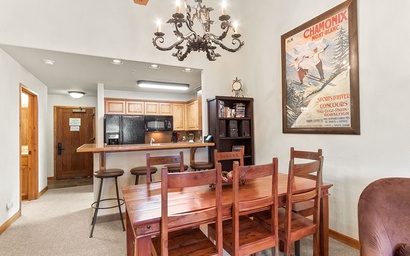 Riverbend Lodge 217 3