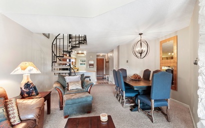 Sawmill Creek Condo 406 4