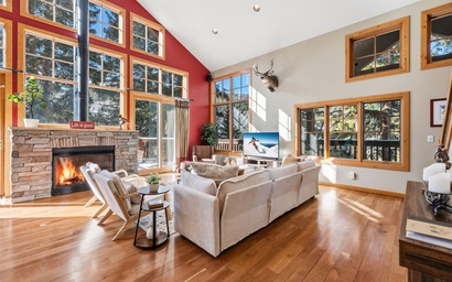 Whispering Pines Lodge 4