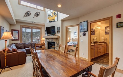 Park Avenue Lofts 307 4