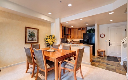 Park Avenue Lofts 303 5