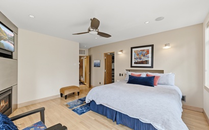 Moonstone Modern 5