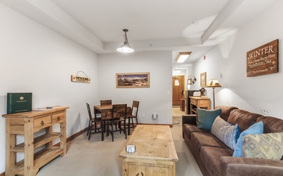 Riverbend Lodge 109 4