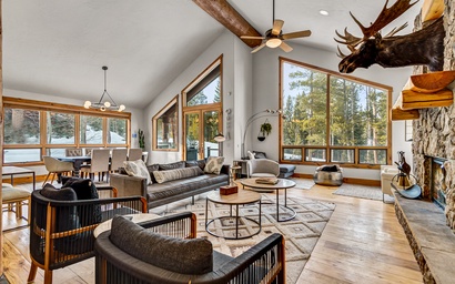 Snowflake Chalet 72 3