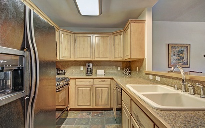 Riverbend Lodge 102 4