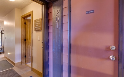 Sawmill Creek Condo 201 5