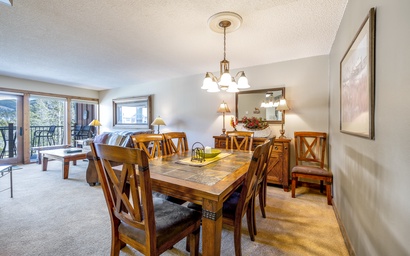 Sawmill Creek Condo 303 5