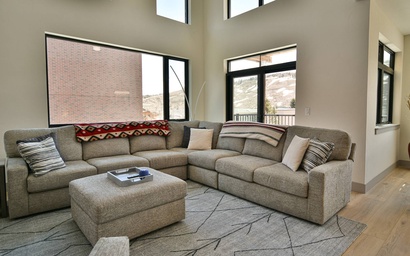 Skywalk Flats 302W 3