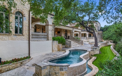 River Villa 2