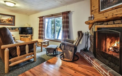 Cottage 1 - Hiller's Pine Haven 4