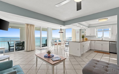 Shoreline Towers 1051