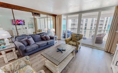 Shoreline Towers 2082