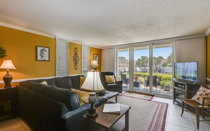 Dolphin Point 102B