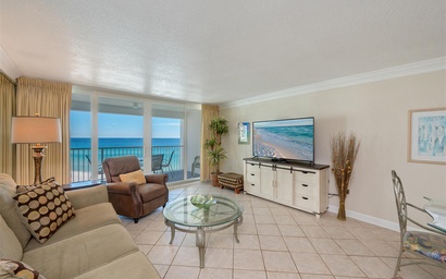 Shoreline Towers 2084