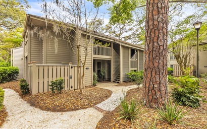 1761 St. Andrew's Common 6