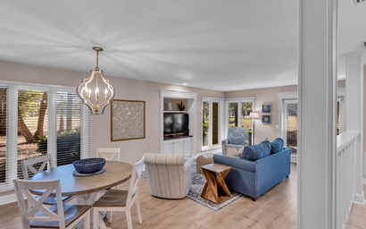 1671 St. Andrew's Common 9