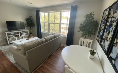 1 Bedroom in Historic Downtown Bluffton 5