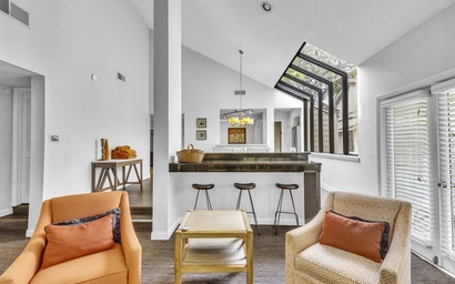 1761 St. Andrew's Common 9