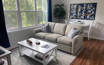 1 Bedroom in Historic Downtown Bluffton 3