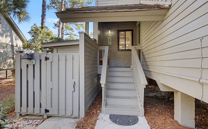 987 Inverness Village 6