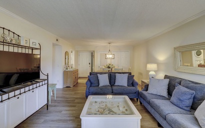 1689 Bluff Villas 10