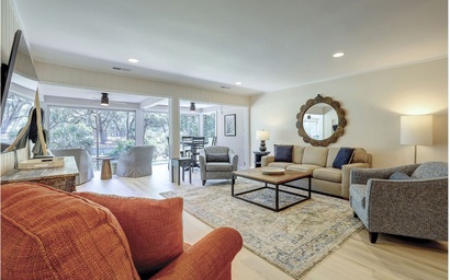 101 Fairway Lane Villas