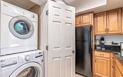 7135 Harbourside II 10