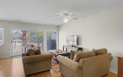 987 Inverness Village 8