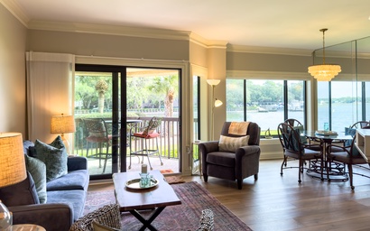 206 Captain's Quarters 4