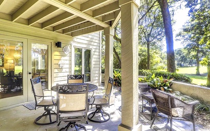 1671 St. Andrew's Common 3