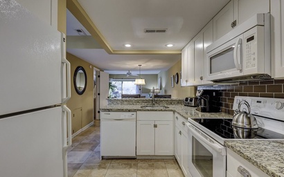 13 Hilton Head Cabanas 8